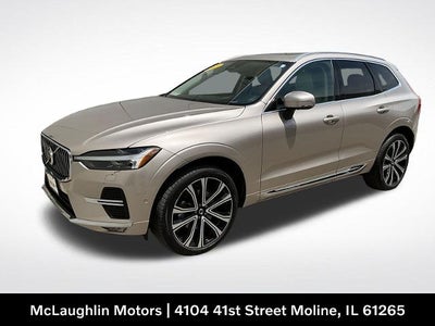 2023 Volvo XC60 Ultimate Bright Theme