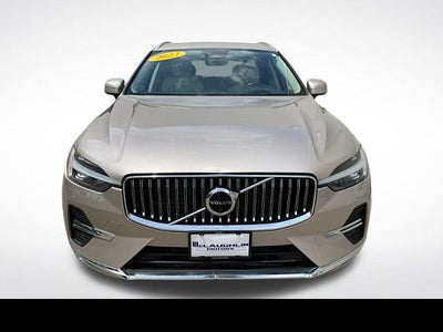 2023 Volvo XC60 Ultimate Bright Theme
