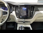 2023 Volvo XC60 Ultimate Bright Theme