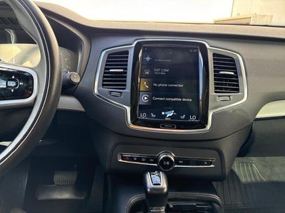 2021 Volvo XC90 Momentum