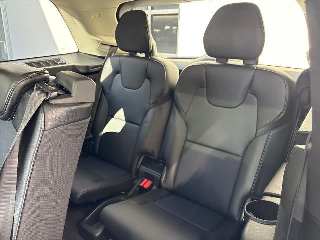 2021 Volvo XC90 Momentum