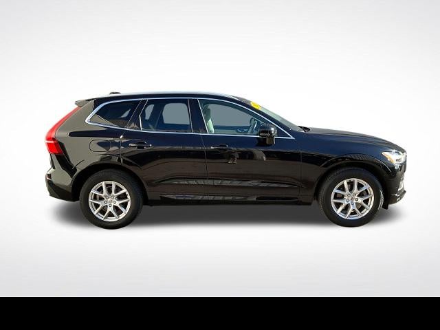 2021 Volvo XC60 Momentum