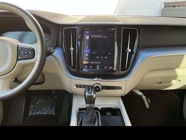 2021 Volvo XC60 Momentum
