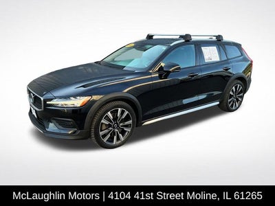 2020 Volvo V60 Cross Country Base