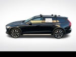 2020 Volvo V60 Cross Country Base