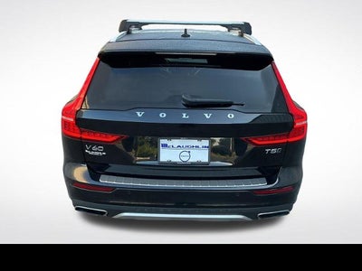 2020 Volvo V60 Cross Country Base