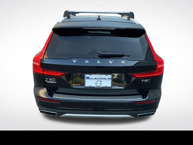 2020 Volvo V60 Cross Country Base