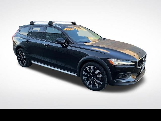2020 Volvo V60 Cross Country Base