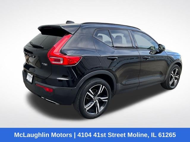 2019 Volvo XC40 Momentum