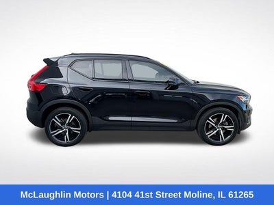 2019 Volvo XC40 Momentum