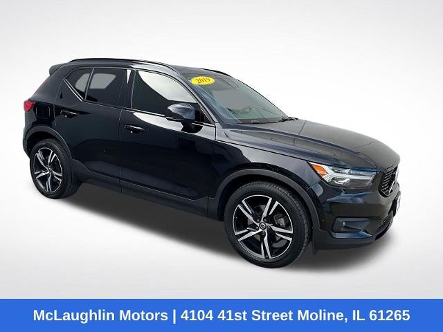 2019 Volvo XC40 Momentum