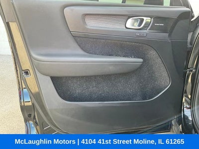 2019 Volvo XC40 Momentum