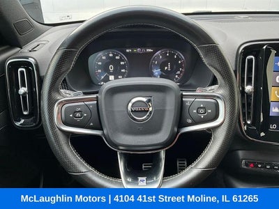 2019 Volvo XC40 Momentum