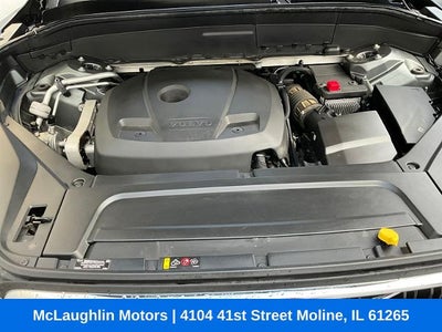 2017 Volvo XC90 Momentum