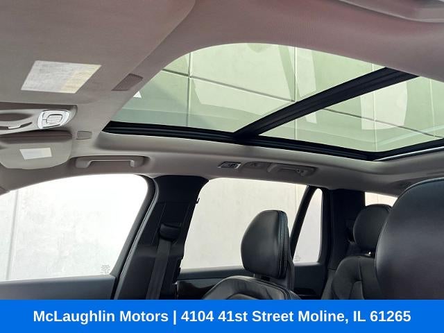 2017 Volvo XC90 Momentum