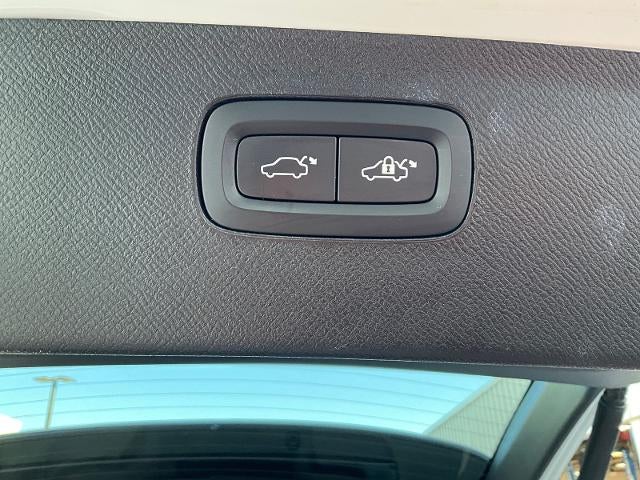 2022 Volvo XC90 Inscription