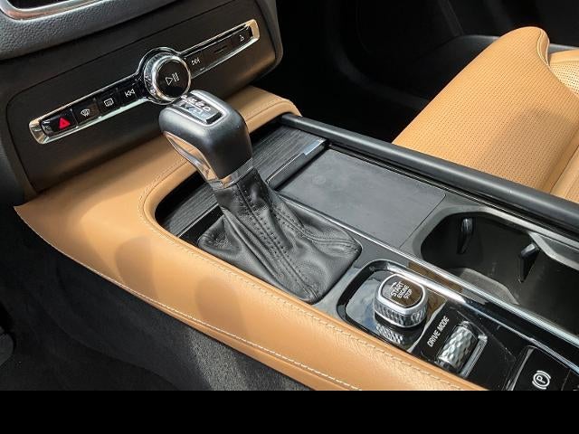 2021 Volvo XC90 Inscription