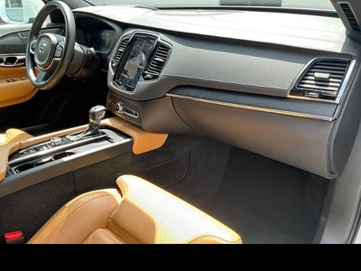 2021 Volvo XC90 Inscription