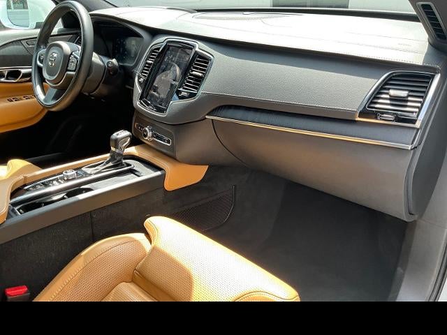 2021 Volvo XC90 Inscription