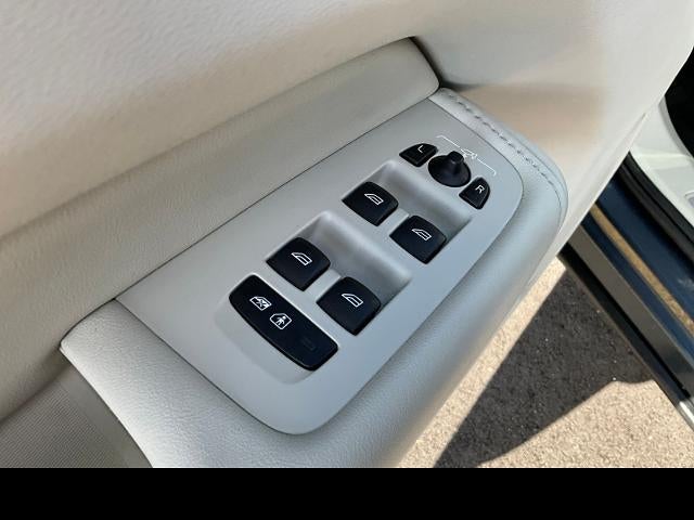 2021 Volvo XC60 Inscription Expression