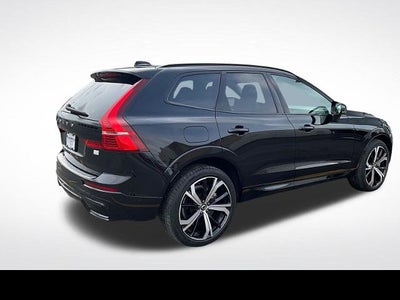 2024 Volvo XC60 Recharge Plug-In Hyb Ultimate Dark Theme