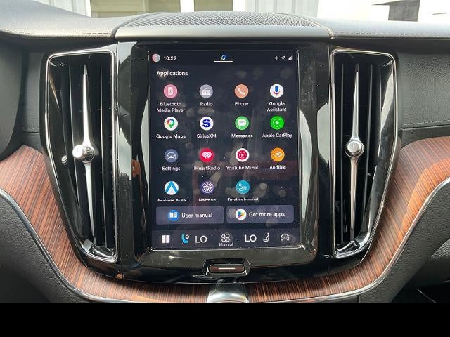 2024 Volvo XC60 Recharge Plug-In Hyb Ultimate Dark Theme