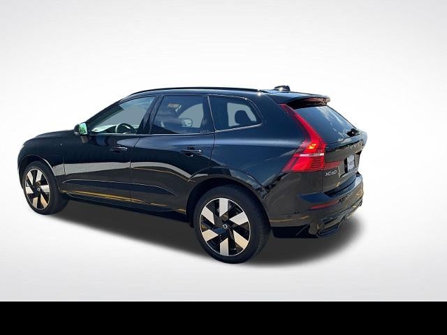 2023 Volvo XC60 Recharge Plug-In Hyb Ultimate Dark Theme