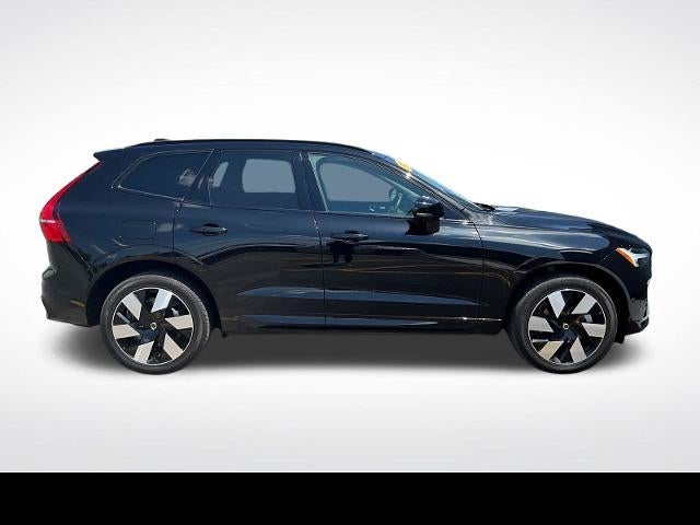 2023 Volvo XC60 Recharge Plug-In Hyb Ultimate Dark Theme