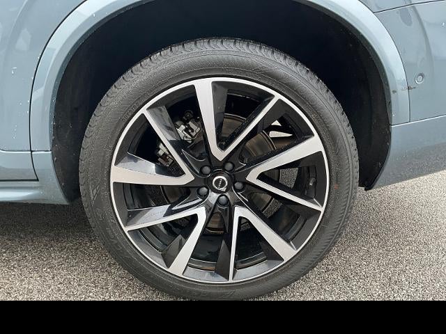 2023 Volvo XC90 Plus