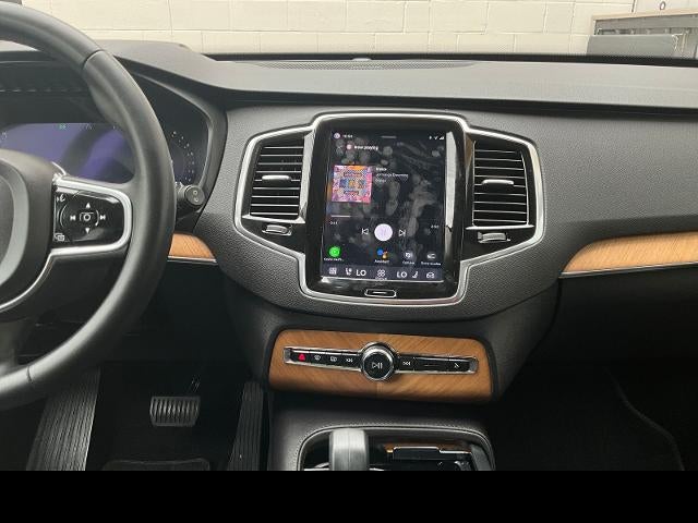 2023 Volvo XC90 Plus