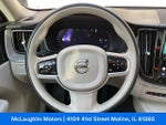 2023 Volvo XC60 Ultimate Bright Theme