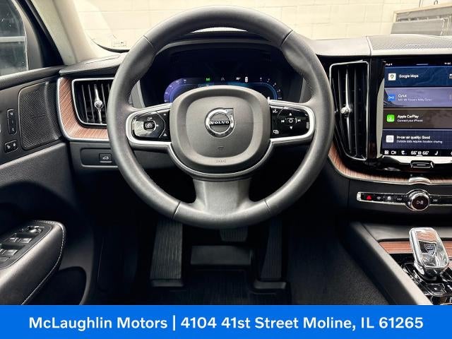 2023 Volvo XC60 Ultimate Bright Theme