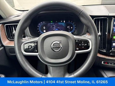 2023 Volvo XC60 Ultimate Bright Theme