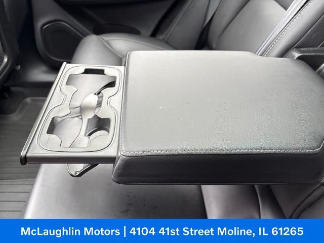 2023 Volvo XC60 Ultimate Bright Theme