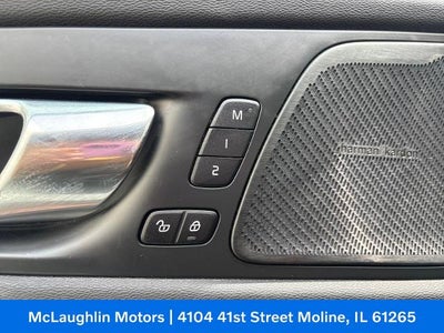 2022 Volvo XC60 Inscription