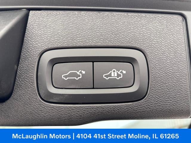 2022 Volvo XC60 Inscription