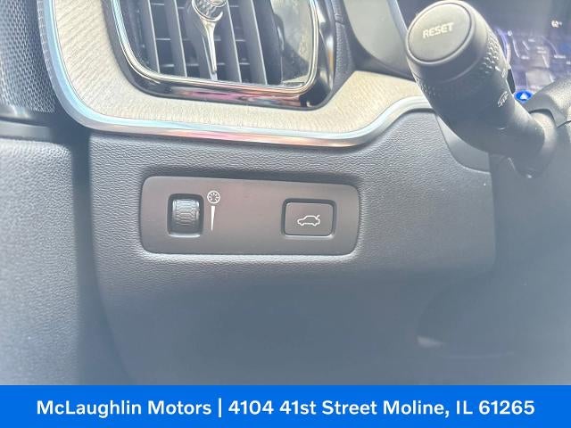 2022 Volvo XC60 Inscription