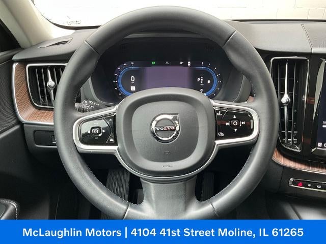 2023 Volvo XC60 Plus Bright Theme