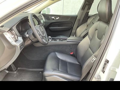 2023 Volvo XC60 Core
