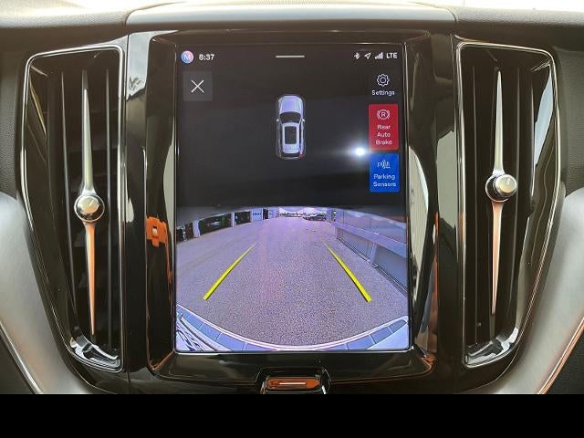 2023 Volvo XC60 Core