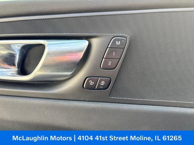 2023 Volvo XC60 Core