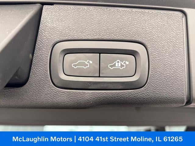 2023 Volvo XC60 Core