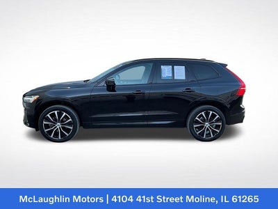 2023 Volvo XC60 Plus Dark Theme