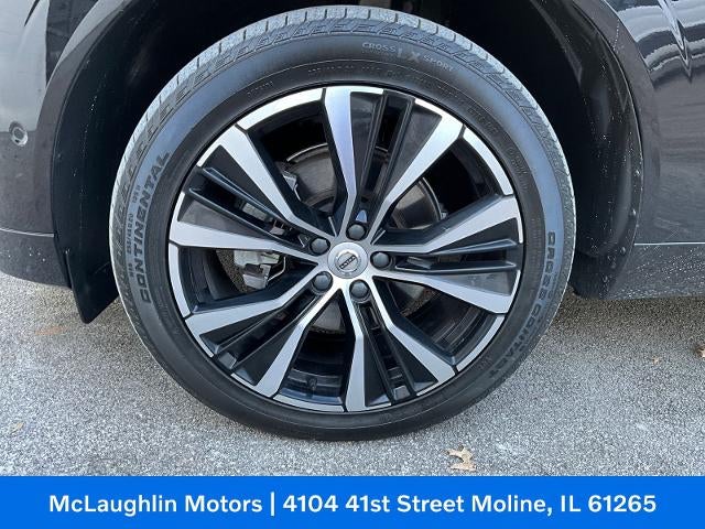 2023 Volvo XC60 Plus Dark Theme