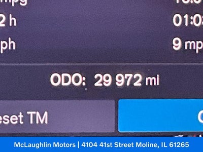 2023 Volvo XC60 Plus Dark Theme