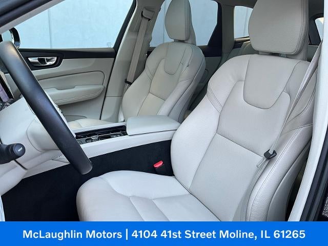 2023 Volvo XC60 Plus Dark Theme