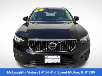 2023 Volvo XC40 Plus Bright Theme