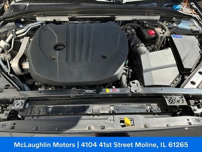 2023 Volvo V60 Cross Country Plus