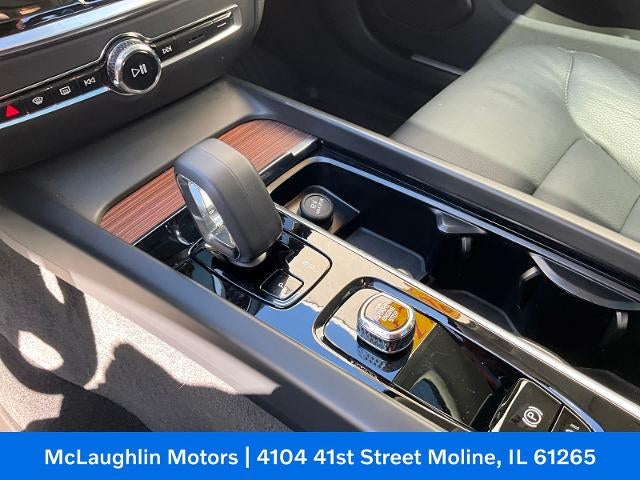 2023 Volvo V60 Cross Country Plus