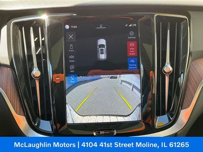 2023 Volvo V60 Cross Country Plus